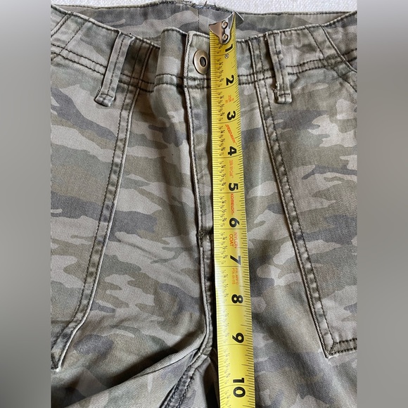 Anthropologie Green Cargo Utility Cropped Camo Pants Relaxed Casual - Picture 9 of 12